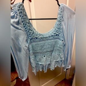 Long sleeve blue top